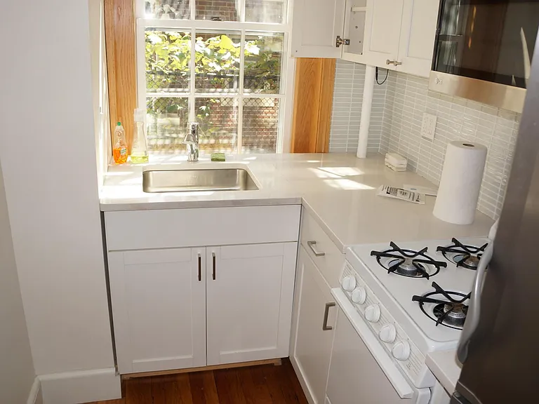 393 Broadway #5 — Photo 10