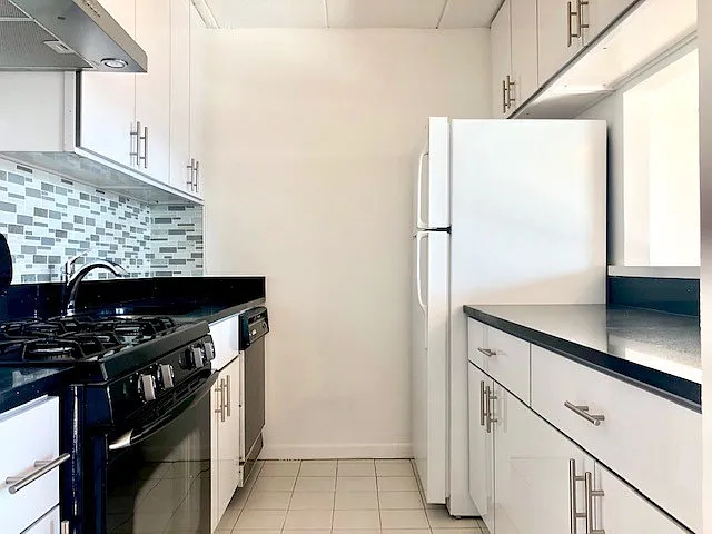 9921 4th Ave #4G — Photo 6