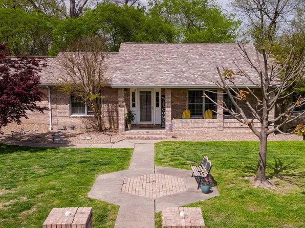 14552 Reynolds Ln, Marion, IL 62959