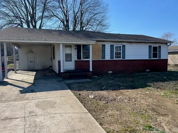 1506 W Emerson St, Paragould, AR 72450