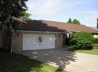 9011 Ravenna Rd, Twinsburg, OH 44087