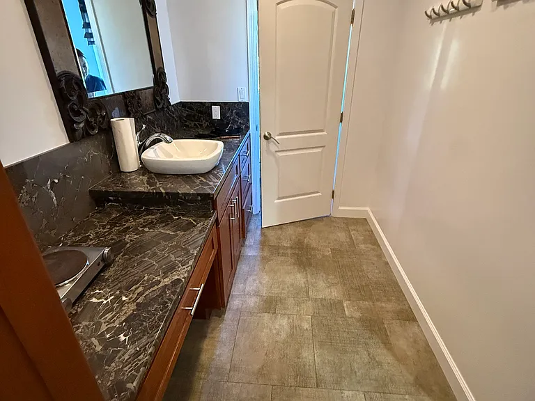 5428 Kalanianaole Hwy — Photo 13