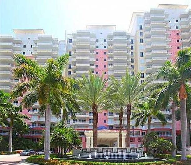 1st image of 781 Crandon Blvd APT 1205