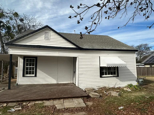 306 S Branch St, Bells, TX 75414