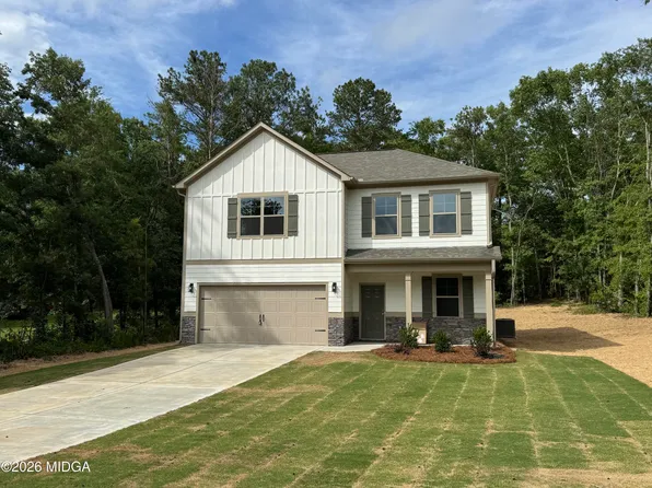 176 Country World Dr, Macon, GA 31211