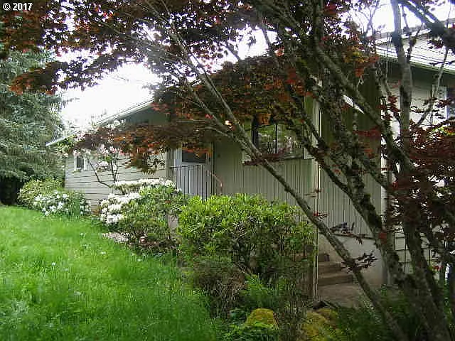 15470 NE Springbrook Rd photo 1