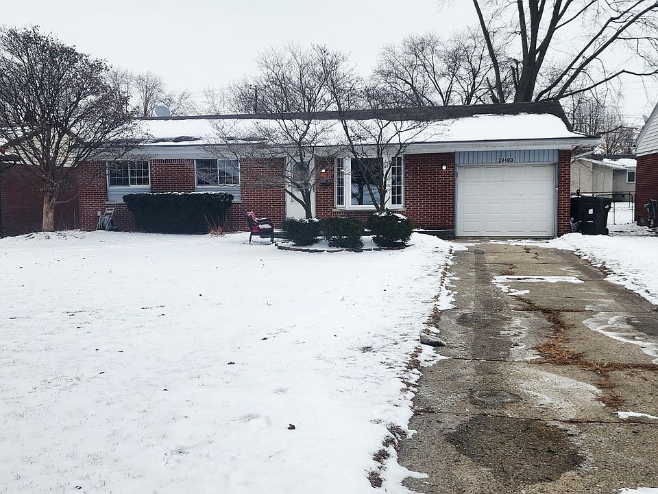 1st image of 39400 Roslyn Dr