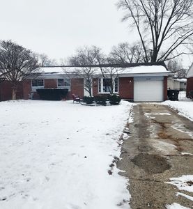 39400 Roslyn Dr, Sterling Heights, MI, 48313