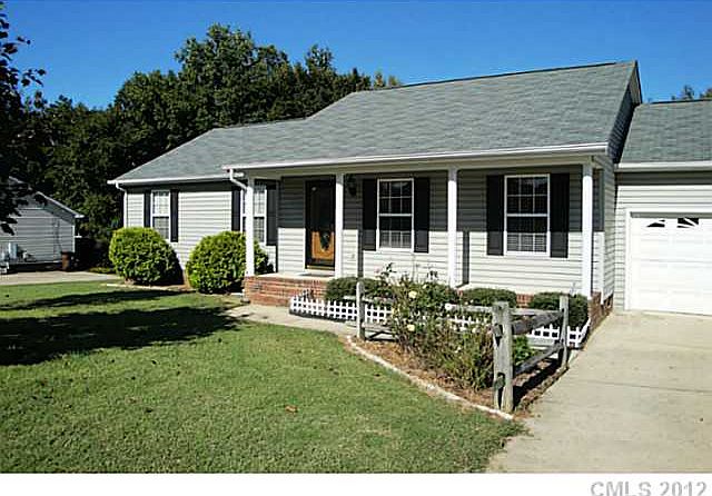 1st image of 210 Carmel Hills Dr