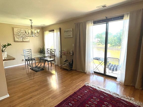 4th image of 1706 N Emerald Bay Unit 5