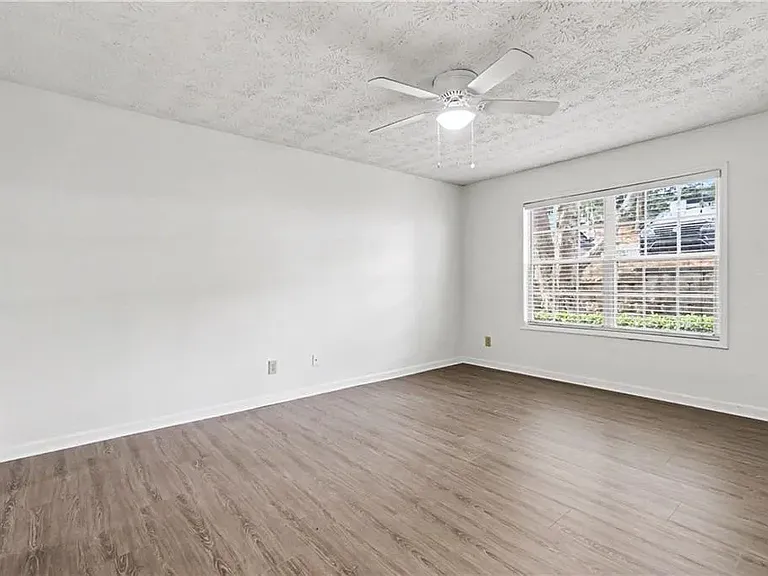 3960 Riverlook Pkwy SE #203 — Photo 10