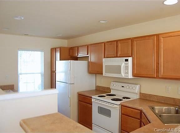 5th image of 4533 Buckskin Ct
