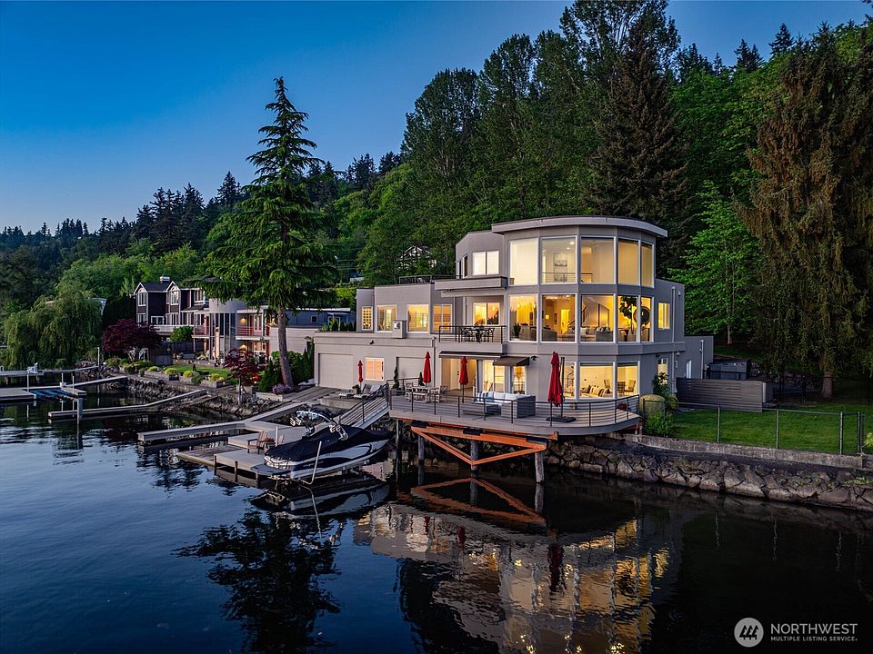 1st image of 2007 E Lake Sammamish Parkway NE