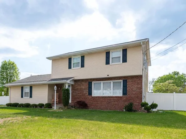 664 Brentwood Dr, Vineland, NJ 08361