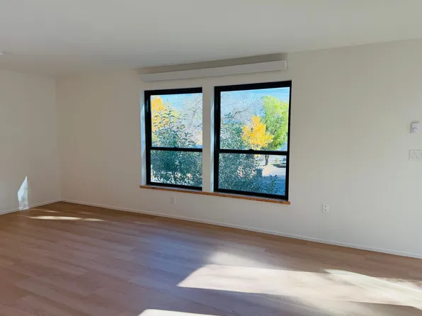 504 S H St, 504 S H St #1B, Livingston, MT 59047