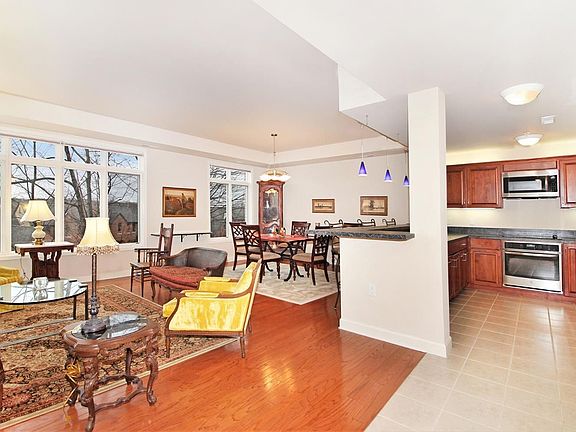 4th image of 807 Asa Gray Dr APT 301
