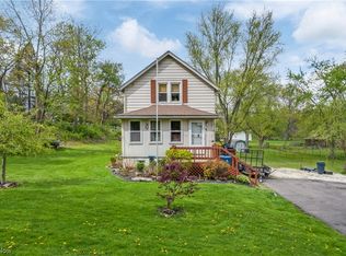 3151 Avis Rd, Akron, OH 44312