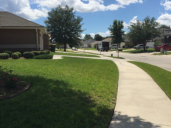 4th image of 8492 Staplehurst Dr W