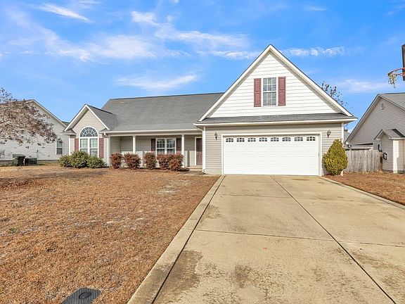 5th image of 2138 Queen Elizabeth Ln