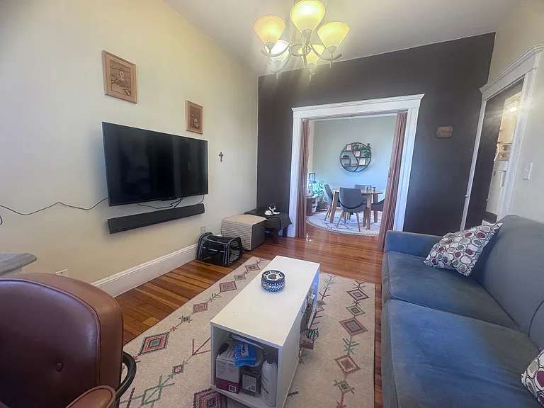 93 Beech St #2 — Photo 6