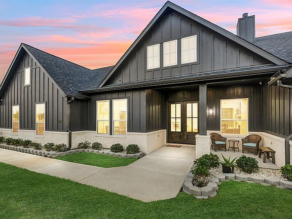 4th image of 9726 Sweet Tea Ln