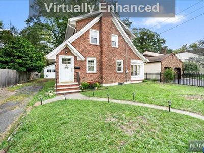 22 Lincoln Ter, Hillsdale, NJ, 07642