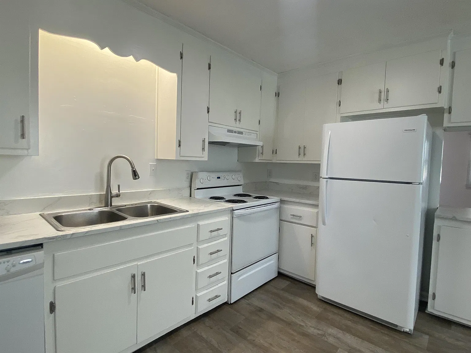 Willow Street 1005 - A — Photo 2