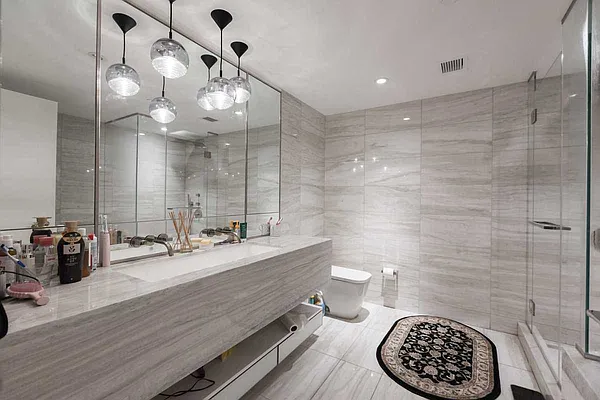 Rented by Compass | media 7