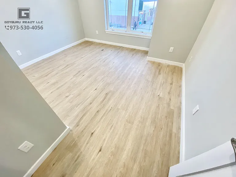 188 Lafayette St #302 — Photo 10