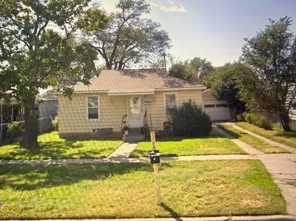 2704 S Pierce St, Amarillo, TX 79109