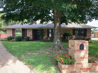 2810 Venture Cir, Denison, TX 75020