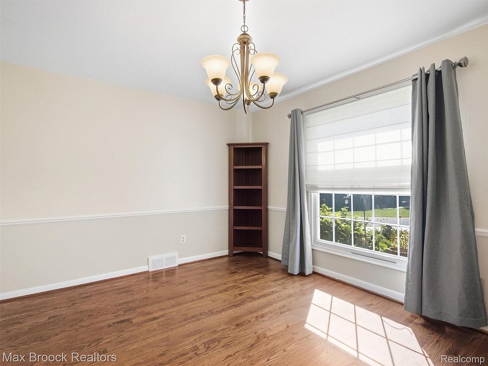 3548 Valleyview Ct, photo 30