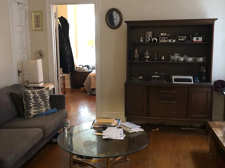 4617-spruce-st-2f-tenant-photos-9