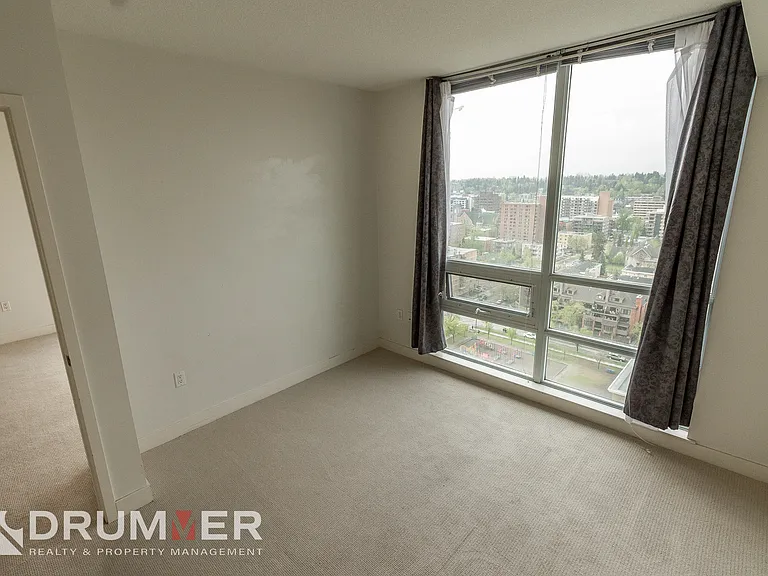 1118 12th Ave SW #1706 — Photo 25