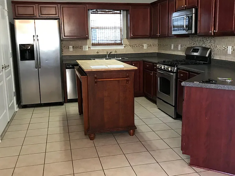 134 Highview Cv — Photo 7