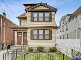 753 Hamilton St, Harrison, NJ 07029