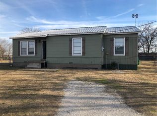 1452 Krahl Rd, Valley View, TX 76272