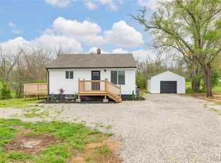 4239 Fosterburg Rd, Alton, IL 62002