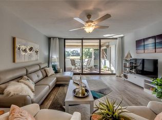 2069 W Lakeview Blvd #2, North Fort Myers, FL 33903