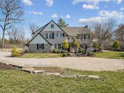 910 Kent Rd, Saint Louis, MO, 63124