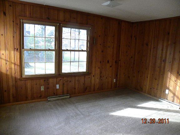 2nd image of 198 Cornell Dr