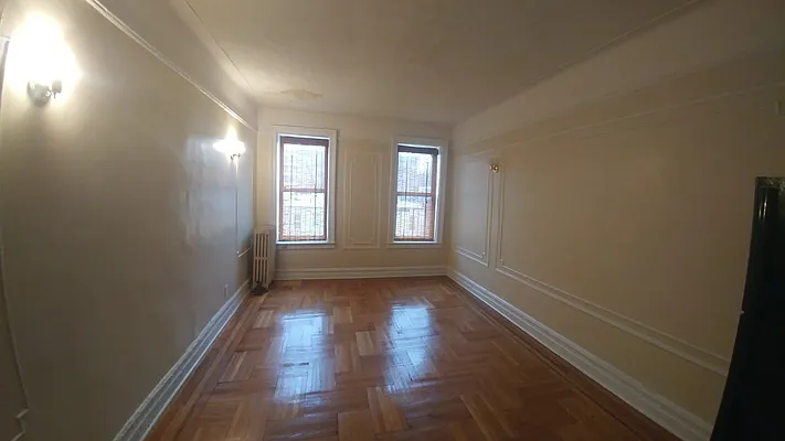 Rented by Lang Realty LLC | media 7