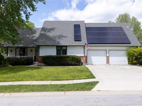 1308 SE 7th St, Lees Summit, MO 64063