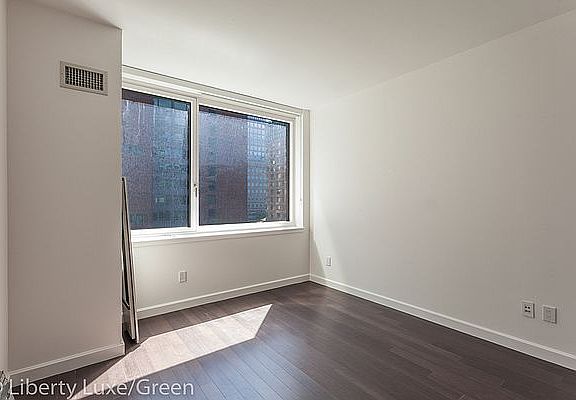 4th image of 200 W End Ave #6S