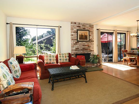 4th image of 127 Southampton Ln #B