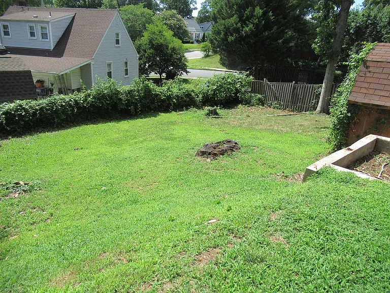 2306 S Columbus St — Photo 29