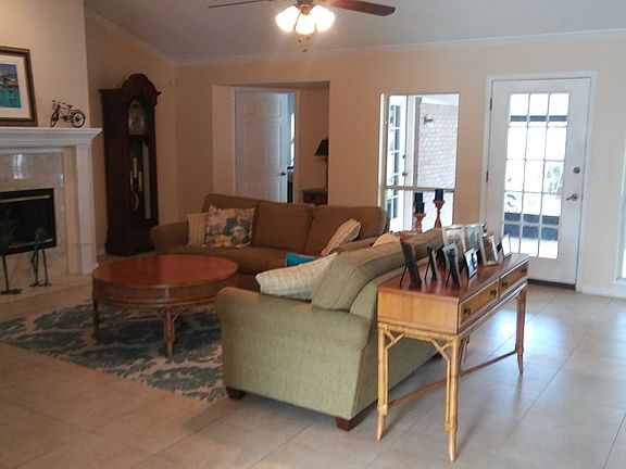 2nd image of 1812 Plantation Oaks Dr