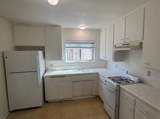 463 Old Coast Hwy #9, Santa Barbara, CA 93103