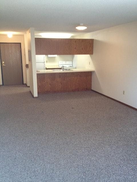2nd image of 512 8th Ave S