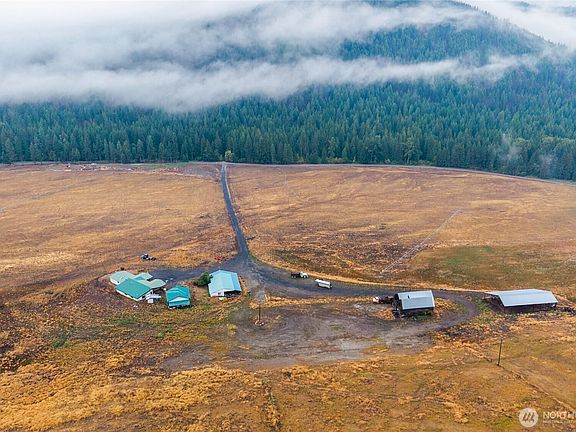 2nd image of 361 Lone Ranch Creek Rd
